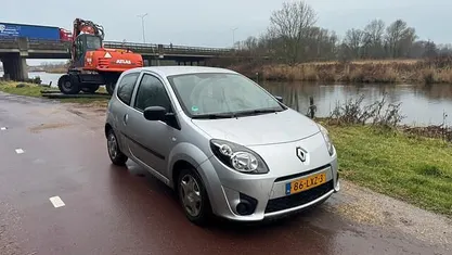 Occasion 2010 Renault Twingo Authentique Hatchback | € 650 (Super prijs)