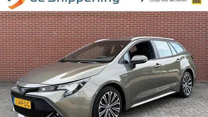 Groen Occasion 2020 Toyota Corolla Stationwagen | € 22.745 (Eerlijke prijs)