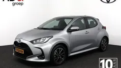 Grijs Gebruikt 2023 Toyota Yaris Hatchback | € 23.950 (Eerlijke prijs)