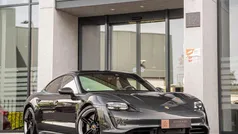 Grijs Gebruikt 2020 Porsche Taycan Turbo S Sedan | € 81.950 (Goede deal)
