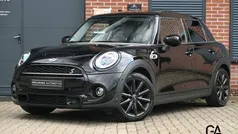 Zwart Gebruikt 2019 Mini Cooper S Hatchback | € 24.950 (Eerlijke prijs)