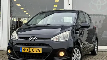 Oranje Gebruikt 2014 Hyundai i10 GO! Hatchback | € 5.950 (Eerlijke prijs)