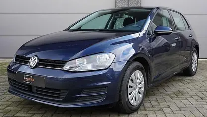Blauw Occasion 2017 VW Golf Sedan | € 11.950 (Super prijs)
