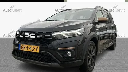 Zwart Occasion 2024 Dacia Jogger Extreme MPV | € 26.950 (Eerlijke prijs)