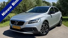 Grijs Gebruikt 2017 Volvo V40 CC Stationwagen | € 14.950 (Eerlijke prijs)