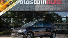 Zwart Gebruikt 2024 VW Touran Comfortline MPV | € 38.950 (Eerlijke prijs)