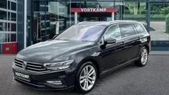 Zwart Gebruikt 2020 VW Passat Business Stationwagen | € 26.950 (Eerlijke prijs)