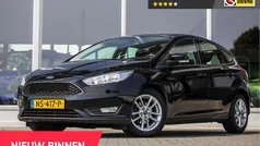 Zwart Gebruikt 2017 Ford Focus Hatchback | € 8.445 (Goede deal)