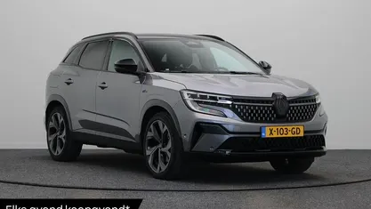 Gebruikt 2023 Renault Austral Techno Esprit Alpine SUV | € 31.945 (Eerlijke prijs)