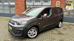 Grijs Gebruikt 2023 Fiat Doblò Sport MPV | € 15.950 (Eerlijke prijs)