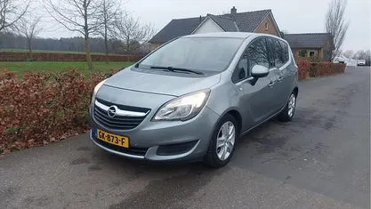 Grijs (metallic) Occasion 2014 Opel Meriva Business MPV | € 3.500 (Super prijs)