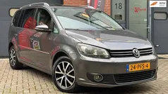 Grijs Gebruikt 2011 VW Touran Highline MPV | € 6.250 (Eerlijke prijs)