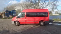 Rood Gebruikt 2007 Ford Transit Stationwagen | € 3.450 (Goede deal)
