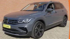 Gebruikt 2024 VW Tiguan Elegance SUV | € 37.490 (Super prijs)