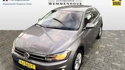 Grijs Gebruikt 2018 VW Polo Beats Hatchback | € 10.750 (Eerlijke prijs)