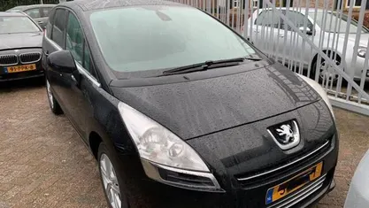 Occasion Peugeot 5008 120 PK (88 kW) 2011 Zwart MPV