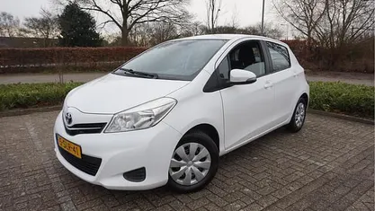 Occasion 2013 Toyota Yaris Hatchback | € 5.995 (Eerlijke prijs)