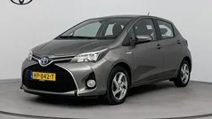 Gebruikt 2015 Toyota Yaris Hybrid Trend Hatchback | € 13.745 (Eerlijke prijs)