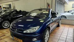Blauw Gebruikt 2005 Peugeot 206 CC Cabriolet | € 1.399 (Eerlijke prijs)