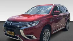 Rood Gebruikt 2018 Mitsubishi Outlander Instyle SUV | € 19.930 (Eerlijke prijs)