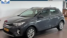 Grijs Gebruikt 2021 Kia Stonic SUV | € 16.950 (Goede deal)