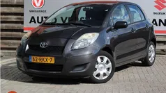 Grijs Gebruikt 2011 Toyota Yaris Comfort Hatchback | € 5.750 (Eerlijke prijs)