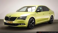 Gebruikt 2020 Skoda Superb Business Line Hatchback | € 23.900 (Eerlijke prijs)