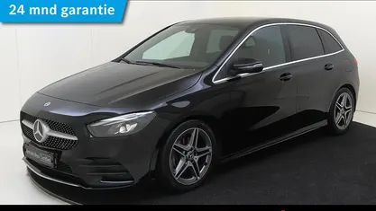 Zwart Gebruikt 2020 Mercedes B180 Business MPV | € 24.945 (Eerlijke prijs)