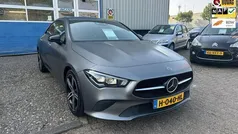 Grijs Gebruikt 2020 Mercedes CLA200 Business Sedan | € 32.950 (Eerlijke prijs)