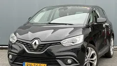 Zwart Gebruikt 2018 Renault Scénic IV Zen MPV | € 11.444 (Eerlijke prijs)