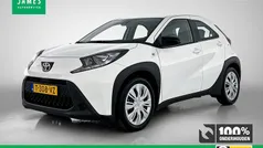 Wit Gebruikt 2023 Toyota Aygo Play Hatchback | € 16.840 (Goede deal)