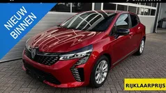 Gebruikt 2024 Renault Clio V Evolution Hatchback | € 18.400 (Eerlijke prijs)