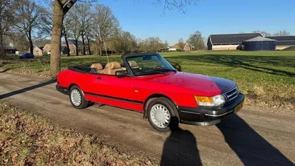 Rood Gebruikt 1990 Saab 900 Hatchback | € 9.950