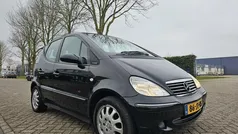 Zwart Gebruikt 2002 Mercedes A140 Elegance MPV | € 1.399 (Goede deal)