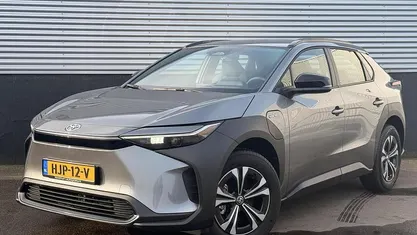 Occasion 2025 Toyota bZ4X Active SUV | € 37.995 (Eerlijke prijs)