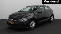 Zwart Gebruikt 2022 VW Polo Hatchback | € 17.900 (Eerlijke prijs)
