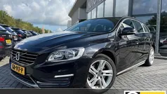 Gebruikt 2015 Volvo V60 Momentum Stationwagen | € 9.450 (Eerlijke prijs)