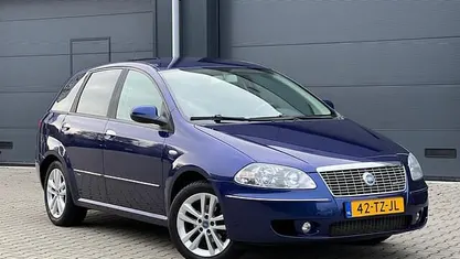 Blauw Gebruikt 2007 Fiat Croma Emotion Hatchback | € 2.750 (Eerlijke prijs)