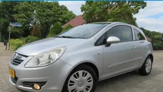 Grijs Gebruikt 2008 Opel Corsa Cosmo Hatchback | € 3.595 (Eerlijke prijs)