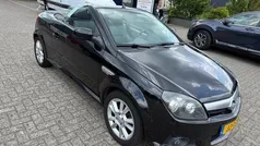 Zwart Gebruikt 2005 Opel Tigra Enjoy Cabriolet | € 1.650 (Goede deal)