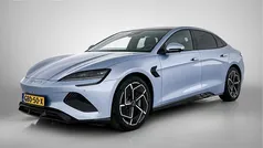 Blauw, metallic lak Gebruikt 2024 BYD Seal Design Sedan | € 37.950 (Eerlijke prijs)