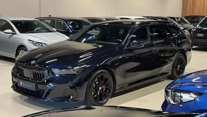 Occasion 2024 BMW 530e Shadowline Stationwagen | € 57.750 (Eerlijke prijs)