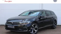 Gebruikt 2023 VW Passat Business Stationwagen | € 34.750 (Eerlijke prijs)