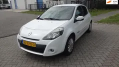 Wit Gebruikt 2012 Renault Clio IV Collection Hatchback | € 5.250 (Eerlijke prijs)