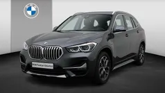 Grijs Gebruikt 2020 BMW X1 Executive SUV | € 29.900 (Eerlijke prijs)