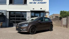 Bruin Gebruikt 2014 VW Polo Edition Hatchback | € 6.895 (Eerlijke prijs)