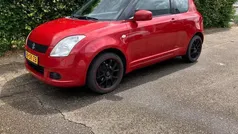 Rood Gebruikt 2006 Suzuki Swift GLS Hatchback | € 2.685 (Eerlijke prijs)