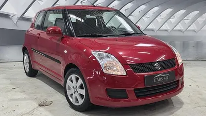 Rood Occasion 2009 Suzuki Swift Comfort Hatchback | € 3.499 (Eerlijke prijs)