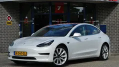 Wit Gebruikt 2020 Tesla Model 3 Standard Range Sedan | € 22.844 (Eerlijke prijs)