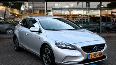 Grijs Gebruikt 2015 Volvo V40 Ocean Race Stationwagen | € 8.950 (Eerlijke prijs)